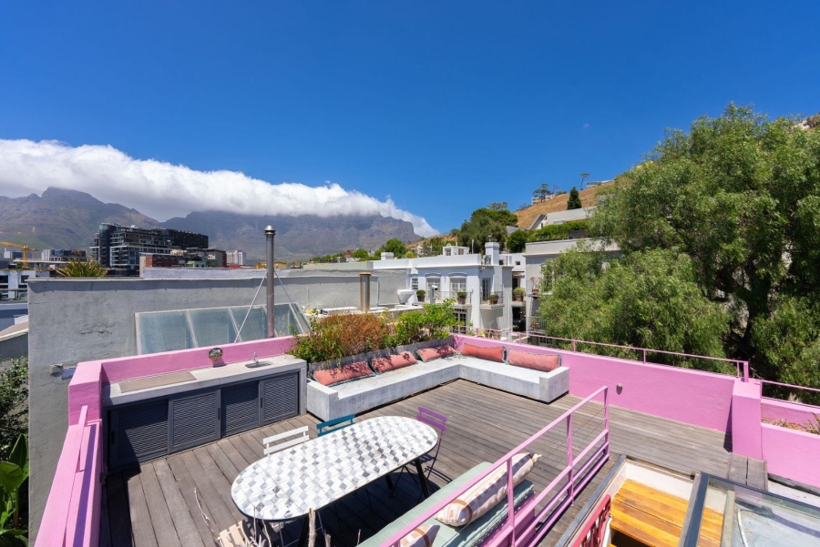 2 Bedroom Property for Sale in De Waterkant Western Cape